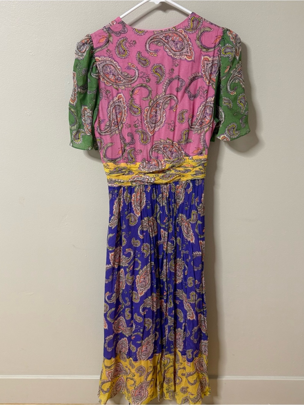 Boden Multicolor Paisley V-Neck Maxi Dress - Pink, Green, Blue, Yellow 8 pockets - Picture 5 of 10